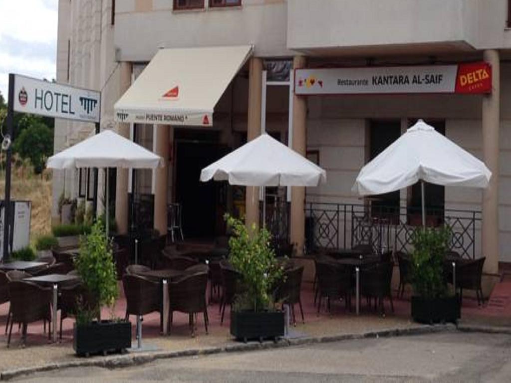 普恩特罗马诺酒店 Alcántara 外观 照片